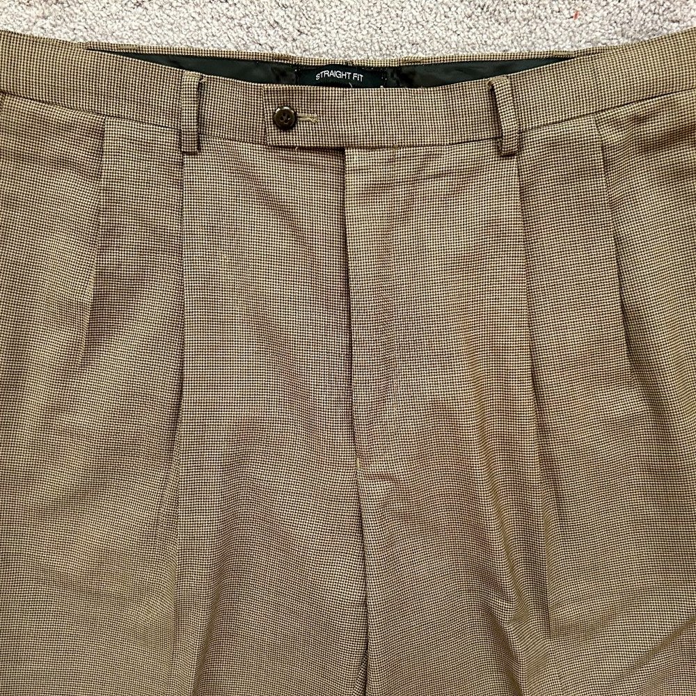Louis Raphael Limited - Pleated Suit Pants - Men | Color: Brown Tweed | 36 / 32